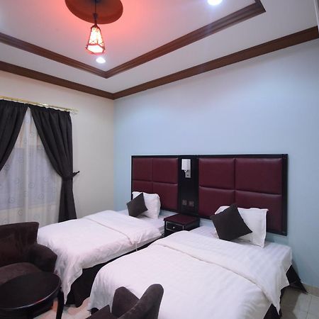 ג'דה Rawasi Hotel Suites 3 מראה חיצוני תמונה